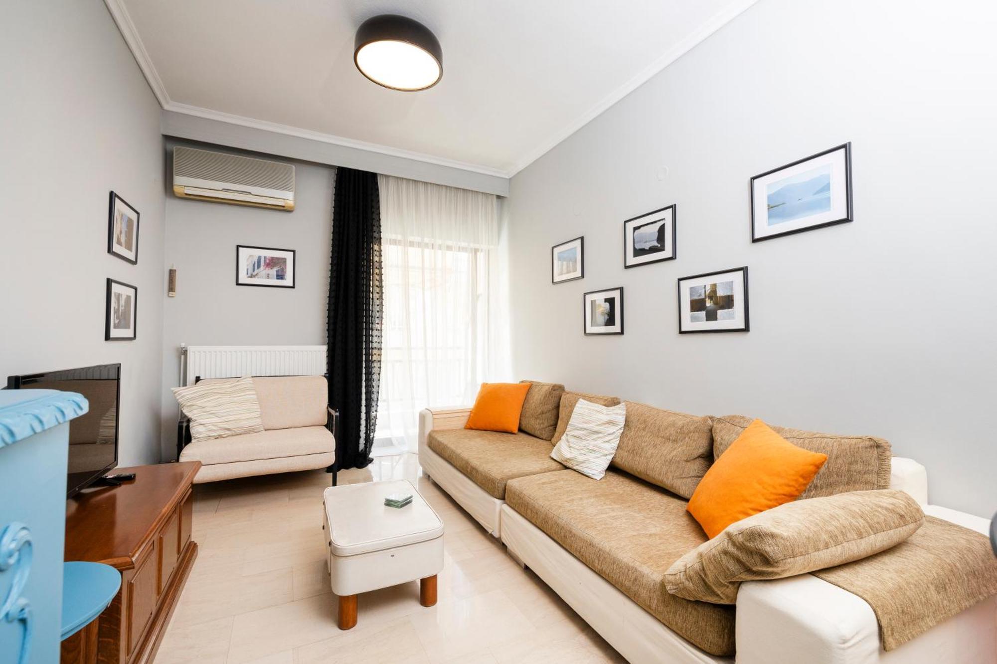 Four Reasons Apts Ntepo Thessaloniki