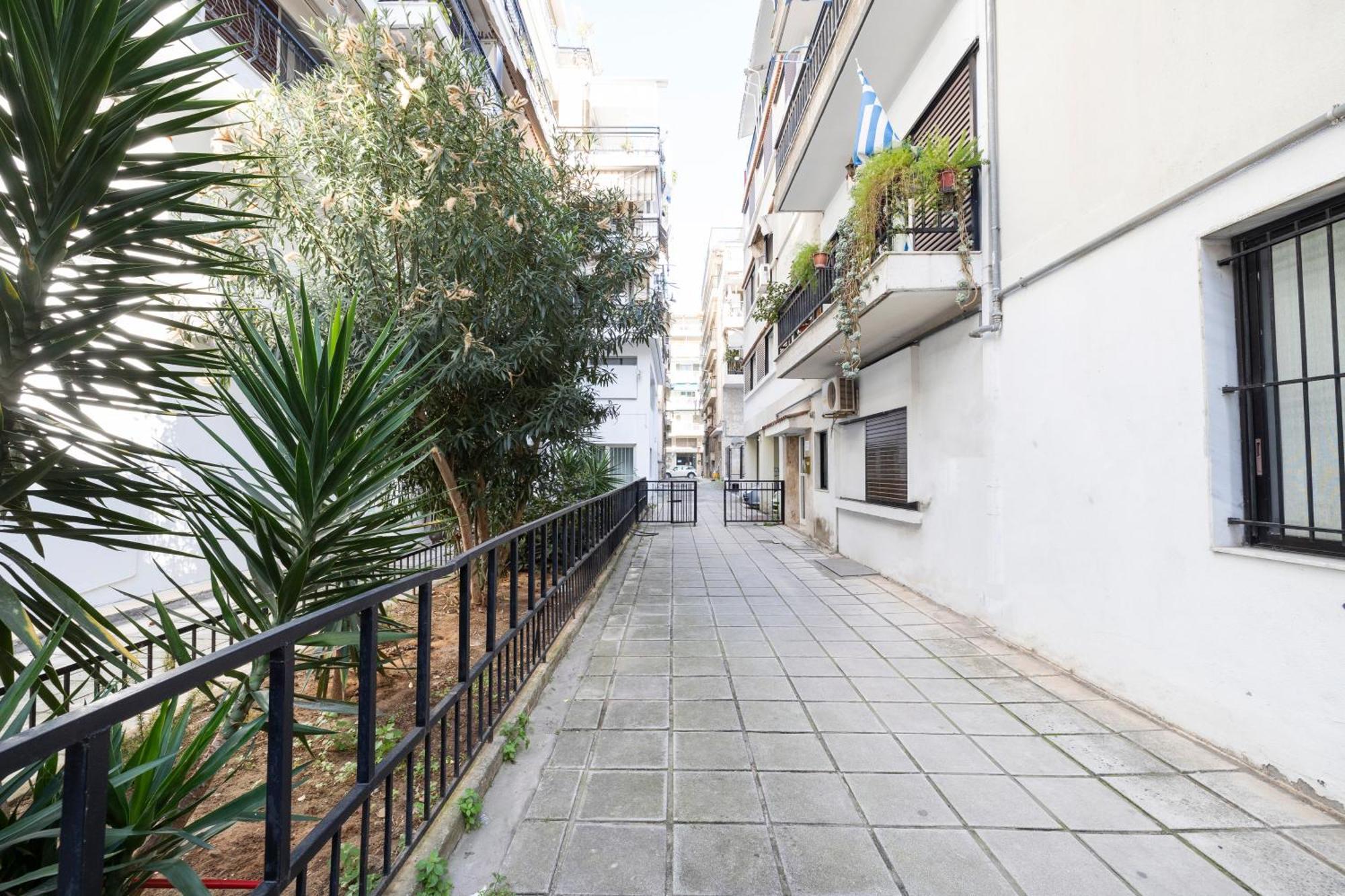 Apartment Four Reasons Apts Ntepo